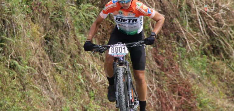 Eliana Caicedo retiene título de campeona nacional MTB.