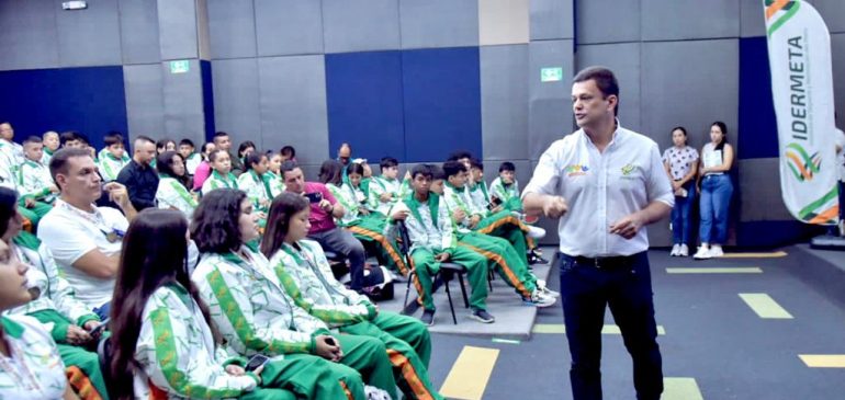 Estudiantes deportistas del Meta partieron al Guaviare con la ilusión de clasificar a la final nacional de Intercolegiados