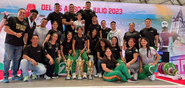 Meta conquistó oro, plata y bronce en Campeonato Nacional de Levantamiento de Pesas, en Caldas.