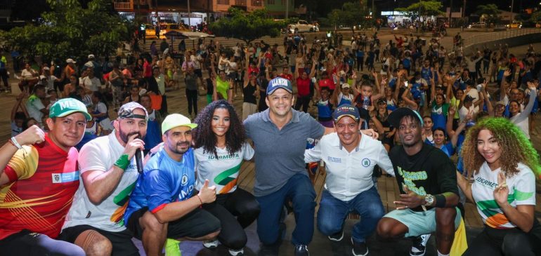 Más de mil personas disfrutaron la Maratón de Rumba en la celebración del Día Mundial de la Actividad Física 