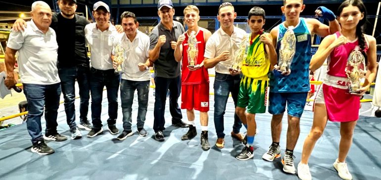 Éxito total la velada boxística en el aniversario de Villavicencio