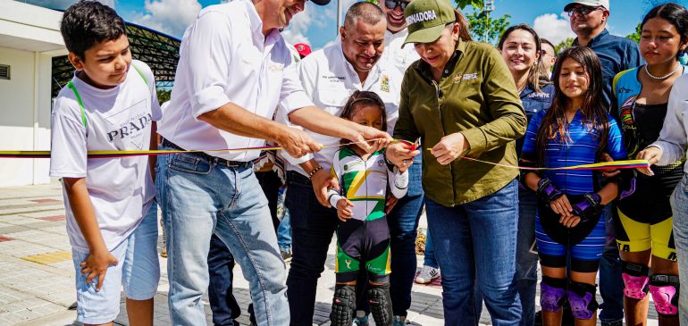 Gobernadora Rafaela Cortés inaugura moderno complejo deportivo en San Martín